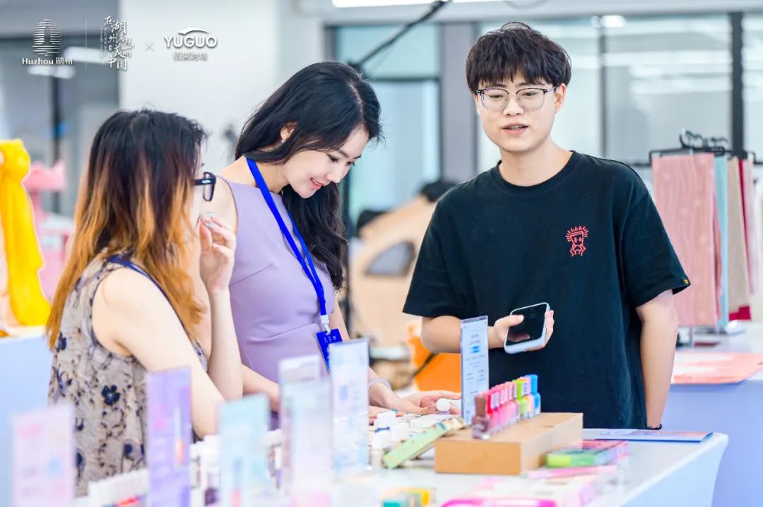 多渠道破浪出海正当时!湖州产业带专场Day2多平台赋能,新流量、新市场掀起跨境新浪潮