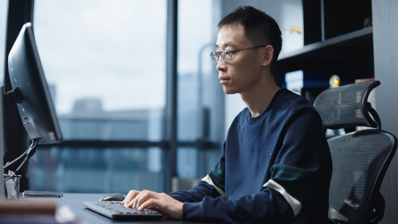 借款十万起家，厦大高材生如何在亚马逊实现“数亿年销”
