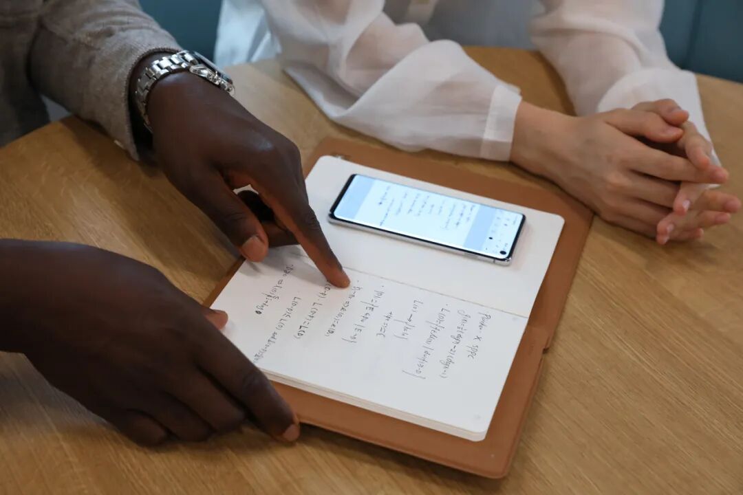 绘王的亚马逊传奇：从卖房创业，到年销5000万美元破圈增长