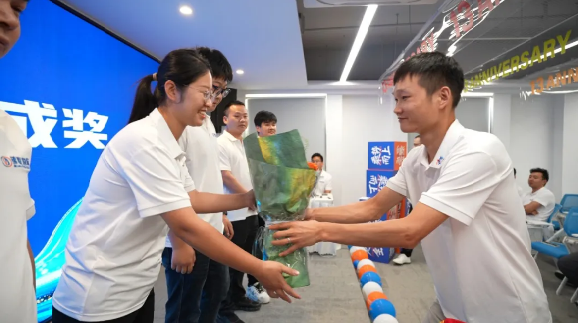 锦联国际七月销售启动大会圆满结束｜在规则重塑之际，以行动作答