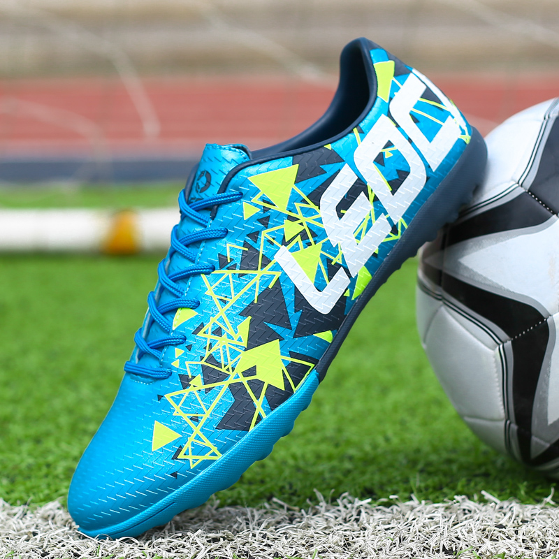 青少年碎钉足球鞋