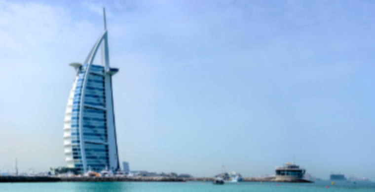 可以在阿联酋哪些银行开户？