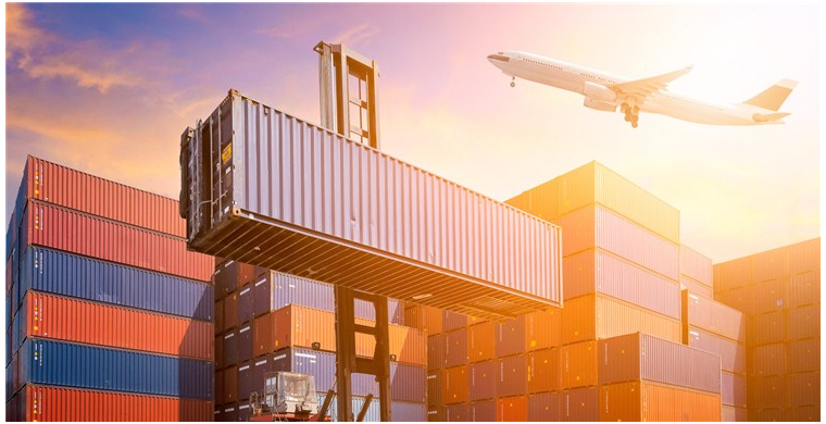 沃尔玛110万箱货漂在海上！美国零售商货架已空空如也！