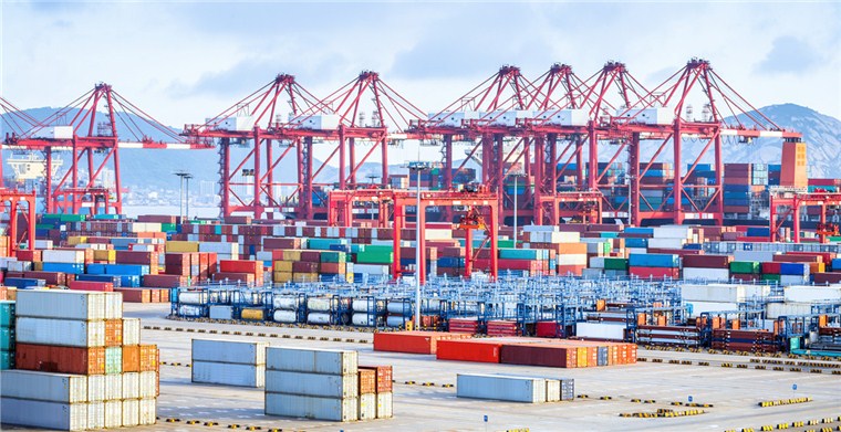 美线今年最倒霉货轮!不止货柜坠海,还爆炸起火了!