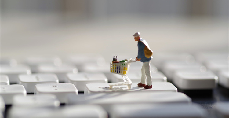 中东地区第三季度货运量增长，中国青岛港表现强劲！