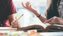 线上购物越来越受欢迎!社媒流量机会来了!快上车