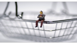 人工在线客服全开放: 一周7天在线答疑, 助卖家抢赢旺季