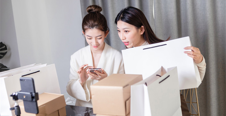 海外直播电商布局进行时：现在是入场的好时机吗？