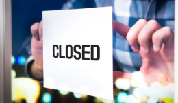 社媒短訊 | 領(lǐng)英或?qū)χ袊箨懹脩絷P(guān)閉兩項(xiàng)服務(wù)