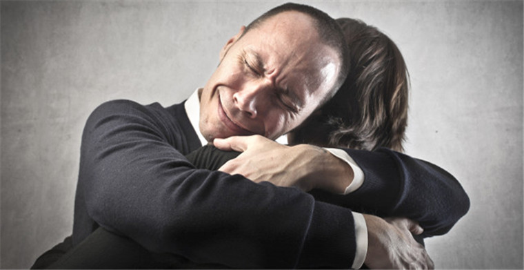 被冻超10亿！春节将至，今年外贸人的钱包能鼓起来吗？