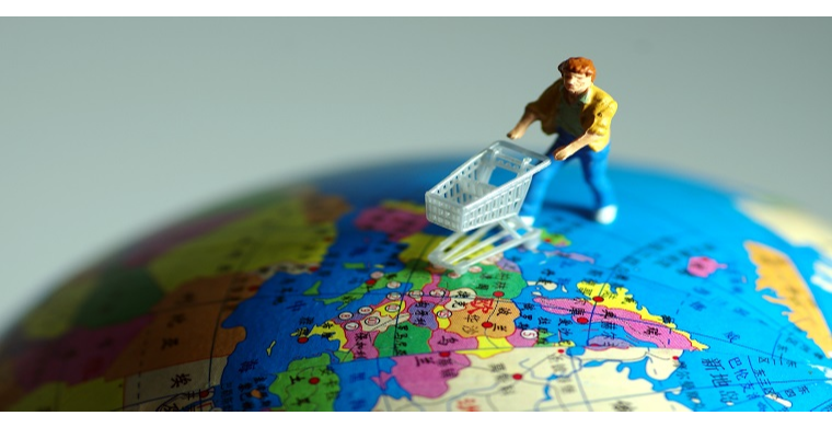 冬奥会在即，冬季运动服装与装备迎商机