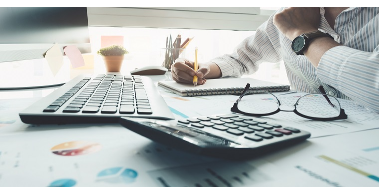 外贸成单攻略（下）：想要维护好老客户达成续单？这些技巧很重要！