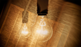 跨境新模式 ！看看这个独立站卖家如何盘活10W+用户！