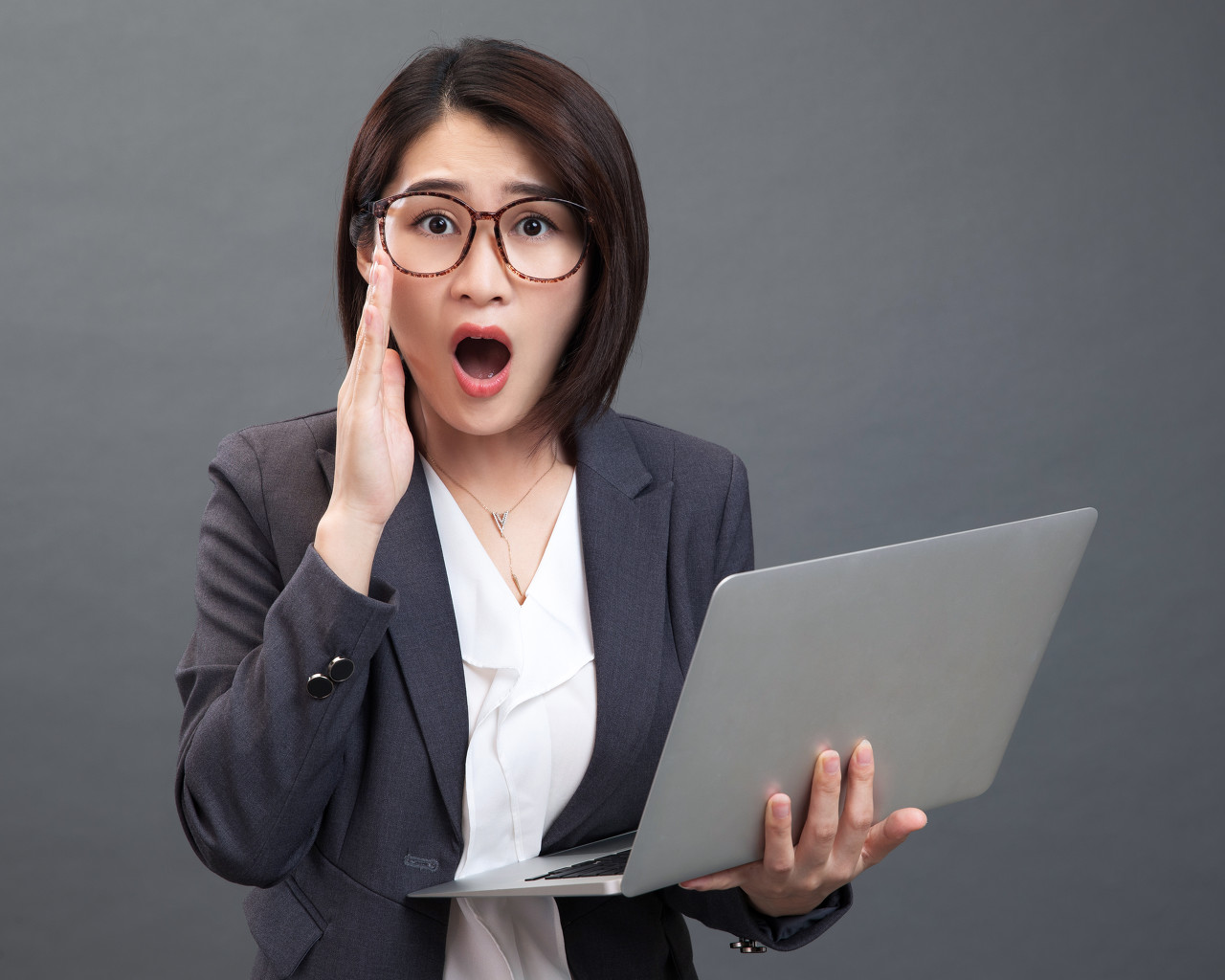 注意！4月起，英国税局强制使用电子化软件，其他形式将无法报税！