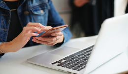 出海一線商機(jī)？熱衷上班買買買的歐美打工人