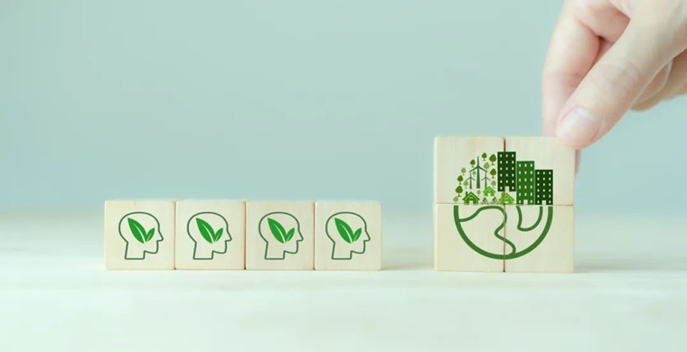 可持续时尚将打败快时尚？SHEIN坐不住了.