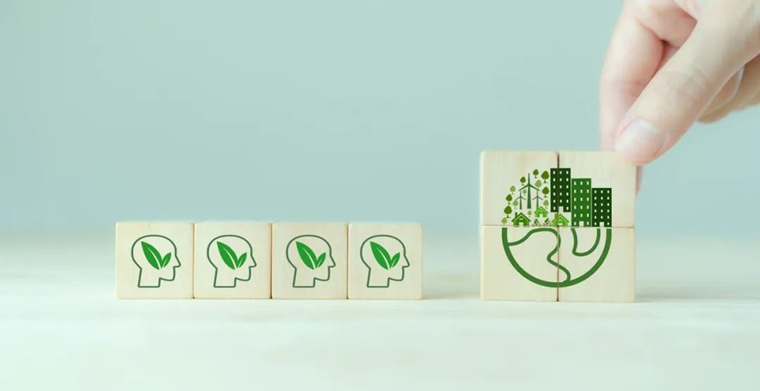 可持续时尚将打败快时尚？SHEIN坐不住了...