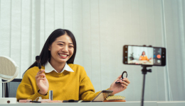 一年两场大促，亚马逊扩展直播电商计划！