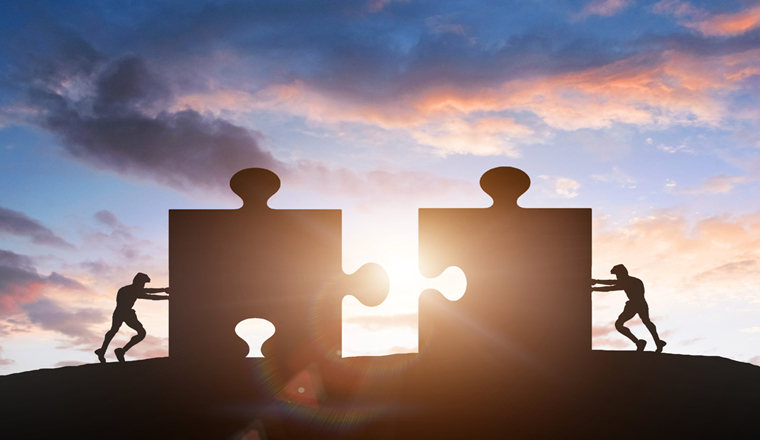 出口易携手万里汇达成合作，卖家可一键支付物流仓储费用！