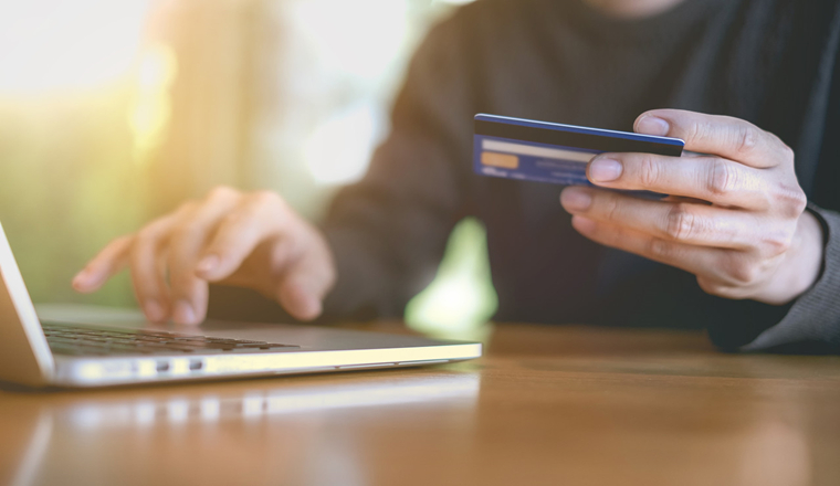 量子虚拟卡：高效实现智能化费用管理