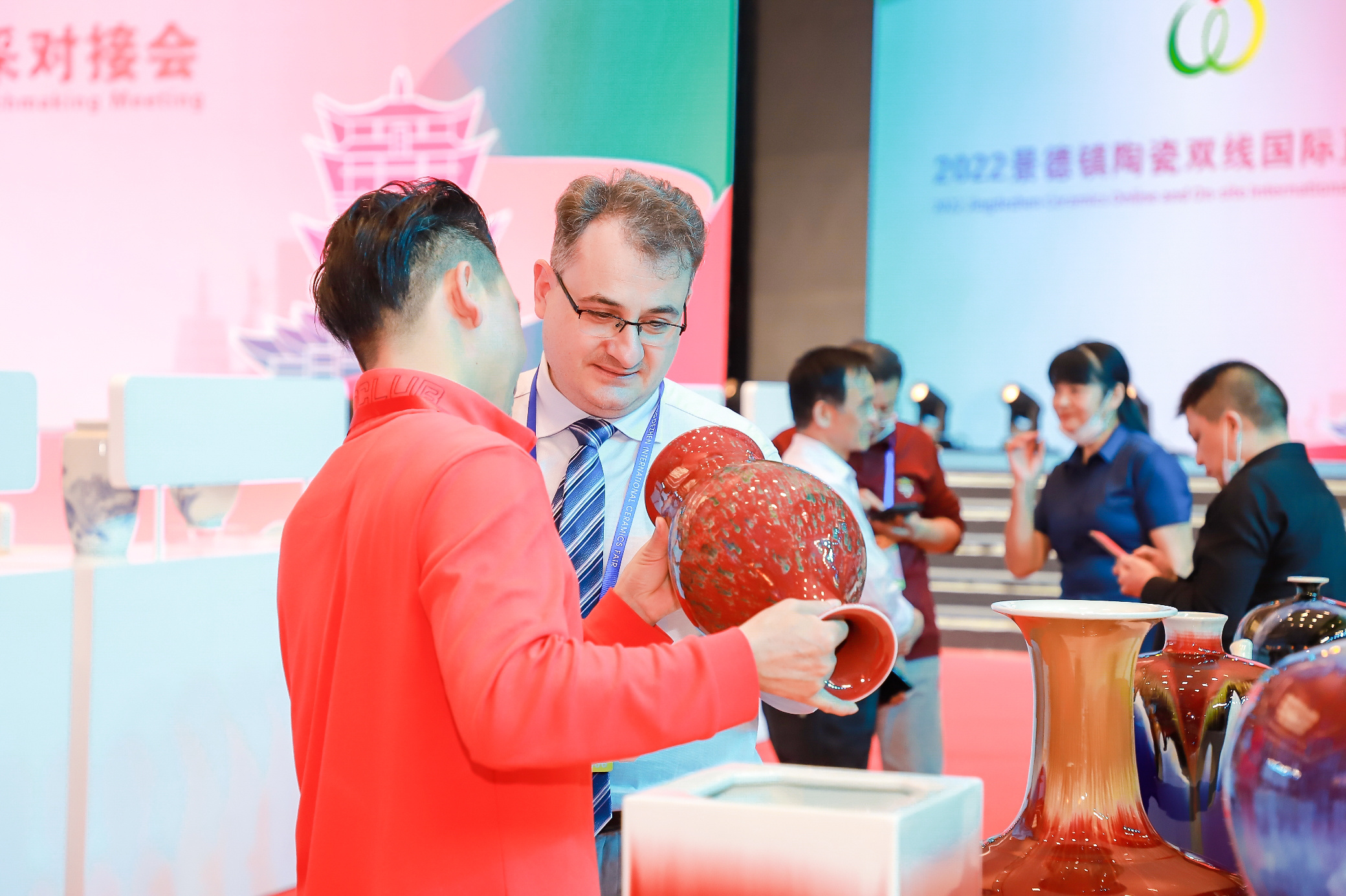 合作共建海外仓，西邮物流与景德镇国际商会正式签订战略合作协议