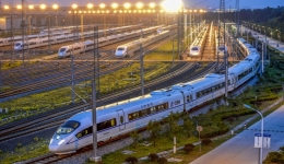 寶通達(dá)歐洲鐵路限時(shí)達(dá)正式更名為寶歐快鐵