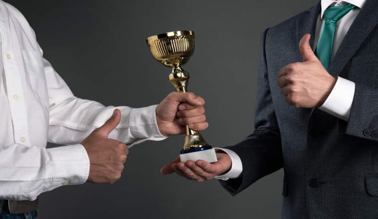 递四方荣获2022年度宝安区诚信经营企业