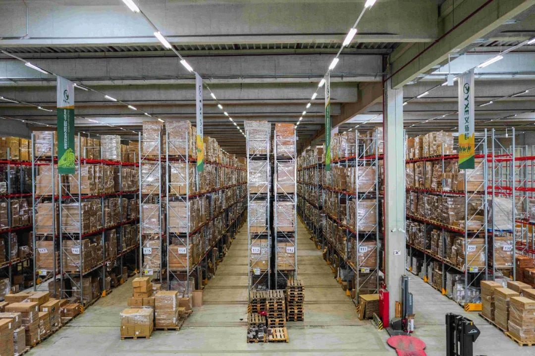 西邮海外仓再次登上央视新闻，“义新欧”中欧班列德国集散中心揭牌启用