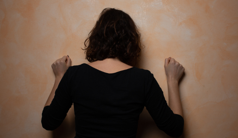 深圳一货代再爆惊雷！亏损严重、搬迁办公