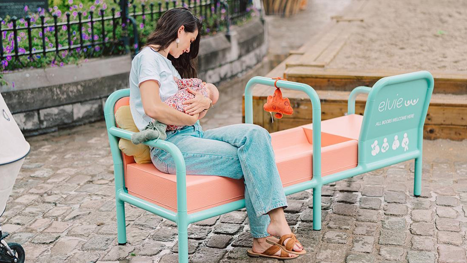 拒绝公共场所“哺乳羞耻”，这家DTC女性科技公司竟然这样反击· · ·