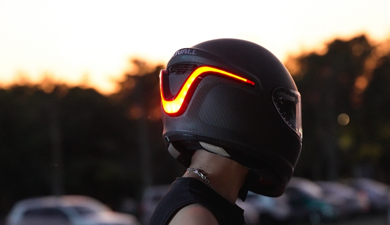 LIVALL创始人郑波：被亚马逊青睐的智能头盔，如何墙里墙外都“香”丨跨境名人堂第22期