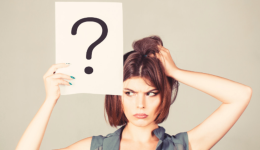 在为商店选择shopify主题时，应该考虑哪些因素？