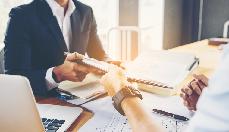 31省份2023年进出口排行榜出炉，粤浙贸易顺差超2万亿元