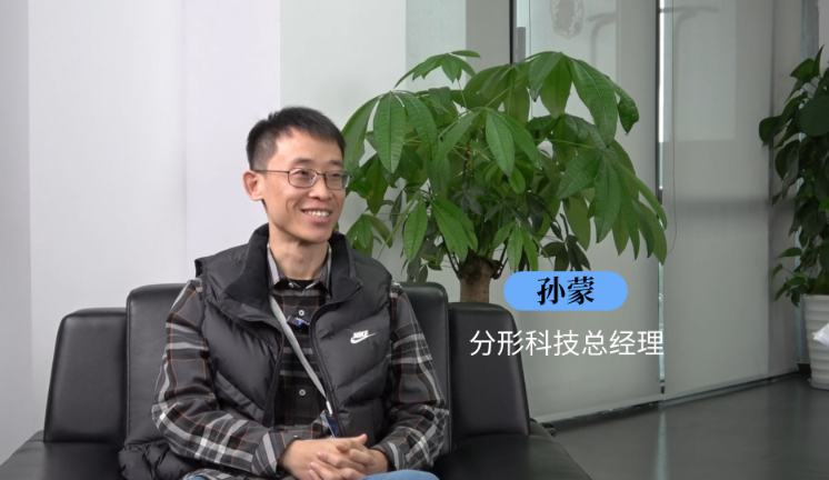 前老板借钱10万创业，靠什么做出年营收3个亿的户外运动品牌？丨跨境名人堂第50期