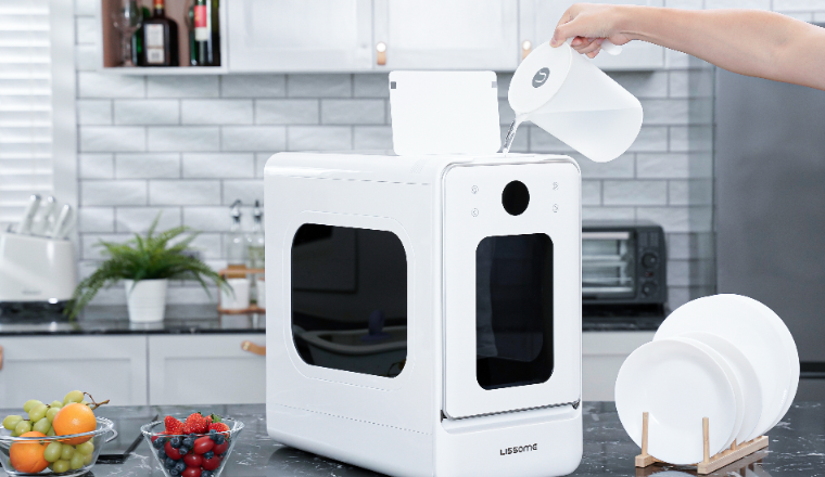 厨鲸科技开创AI胶囊式洗碗机，引领厨电新潮流