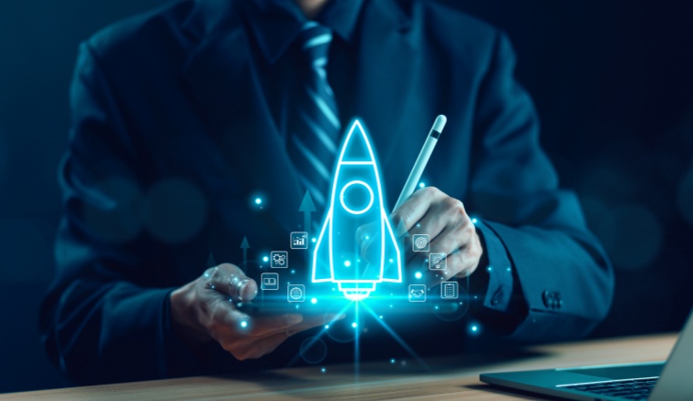 如何推动新亚马逊商品的初始流量和销售：成功产品发布的策略