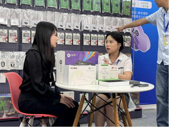 “让天下没有难做的直播”视诚科技在CCEE深圳展现场，将品牌理念诠释到底