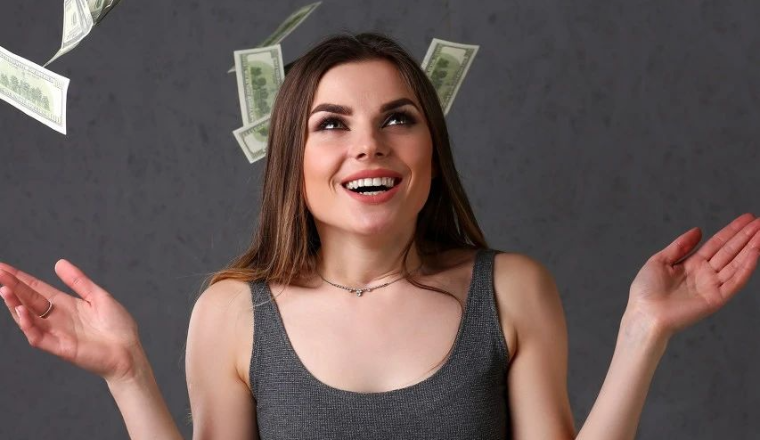 速卖通“超级爆发日”正式上线，帮商家批量打造日销过万商品