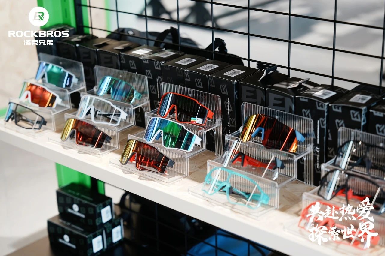 年销12亿！洛克兄弟品牌的出海四部曲丨跨境名人堂第67期