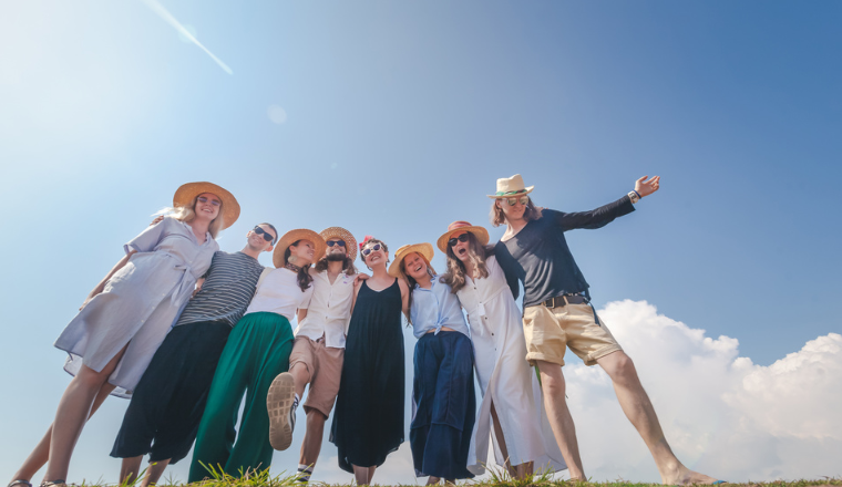 推荐一个英国对标poshmark二手电商平台-depop