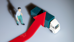 億邁特色服務(wù)引領(lǐng)跨境電商，數(shù)字化智能系統(tǒng)與一站式服務(wù)雙輪驅(qū)動(dòng)