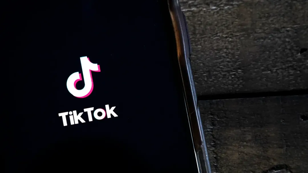 为何TikTok能一天之内重返美区？