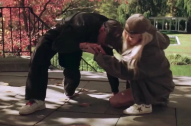 0到44亿人民币，俘获众多富人明星，这个DTC品牌的成功逻辑看懂了吗？