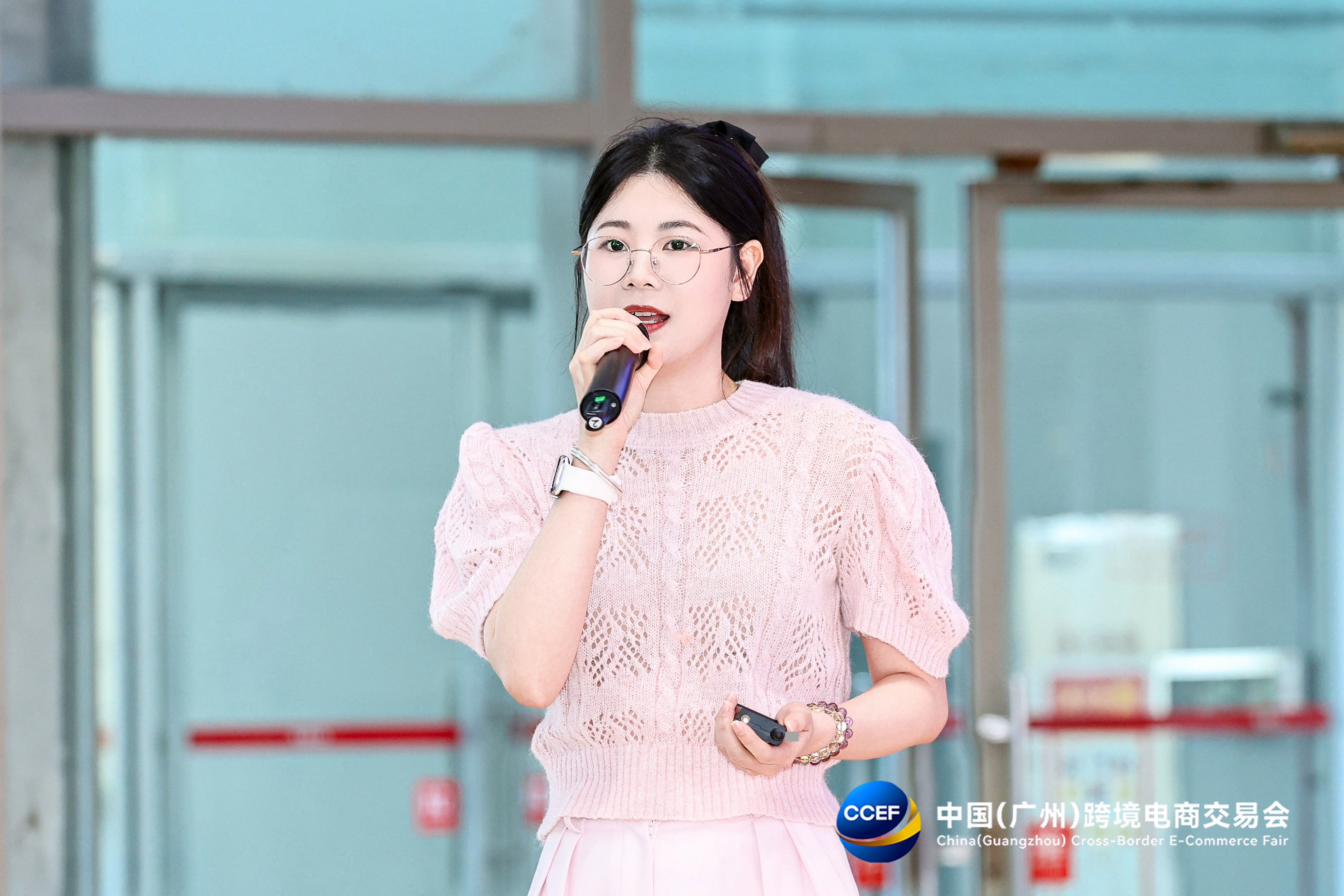 广州跨交会雨果跨境专场论坛圆满落幕：解码2025旺季攻略、助力卖家快速增长