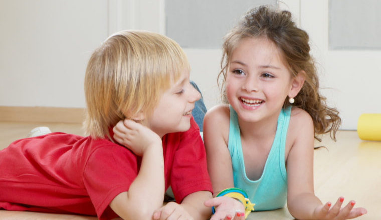 头部童装品牌PatPat出海合作红人盘点