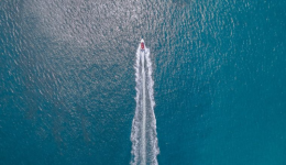 透过三季报看京东出海：从撤退到反攻