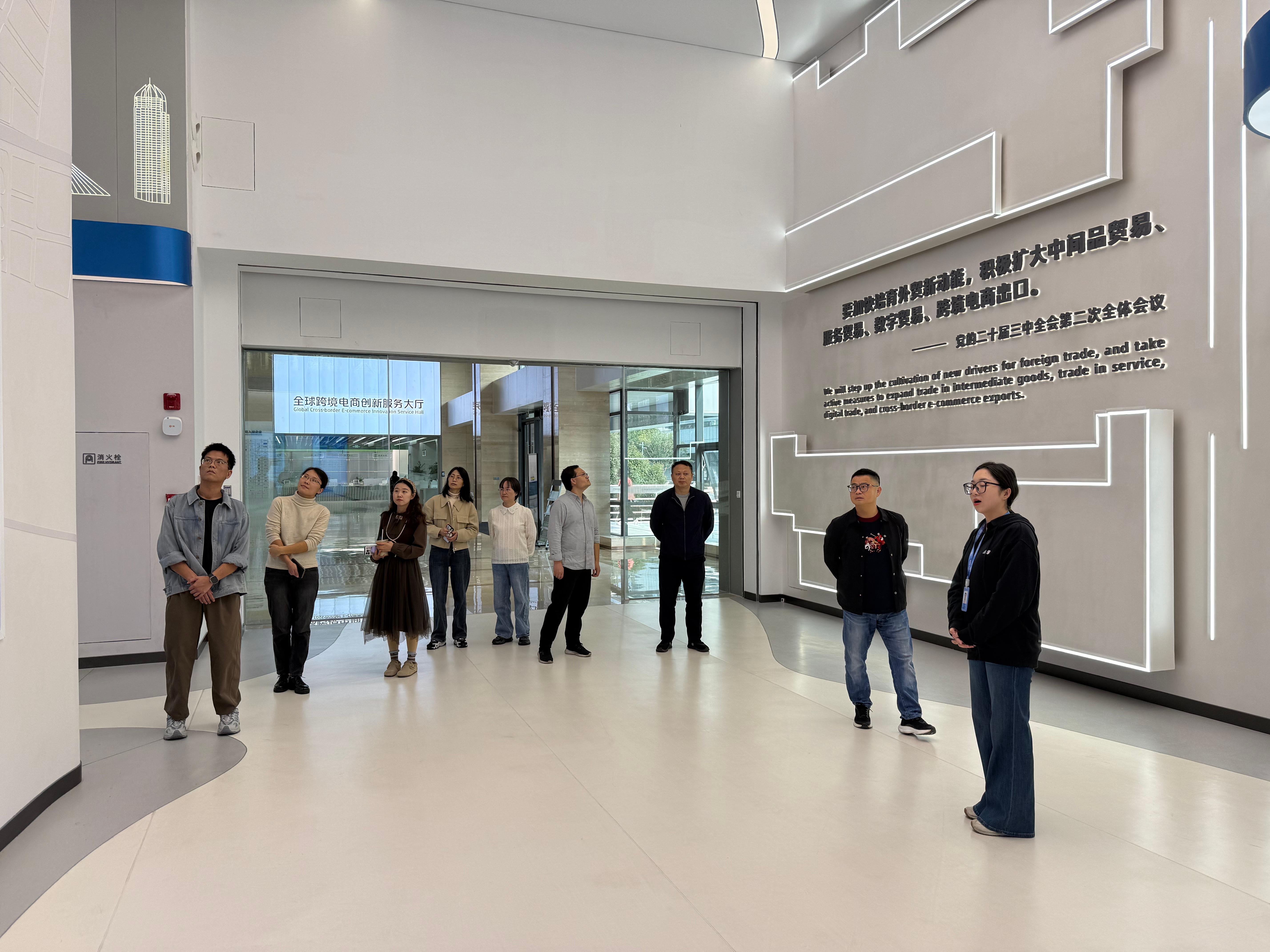 重实操!强孵化!雨果跨境杭州跨境电商师资培训班火热开班