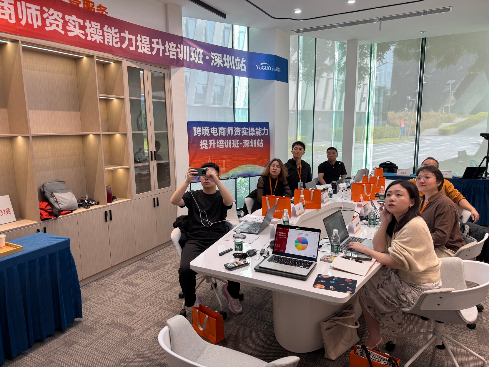 深探跨境生态,精修实操能力!雨果跨境赋能湖州高校人才培育新范式