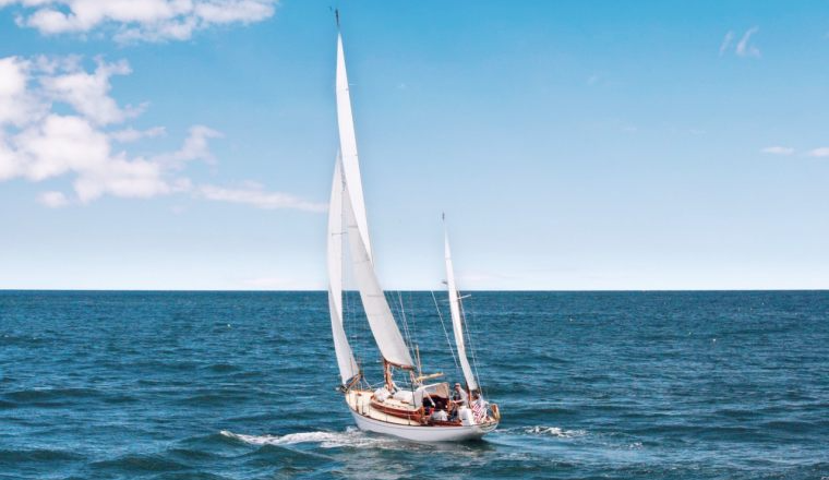 与巨人对坐：影石Insta360的破局、出海与角力