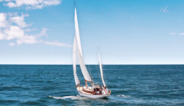 与巨人对坐：影石Insta360的破局、出海与角力